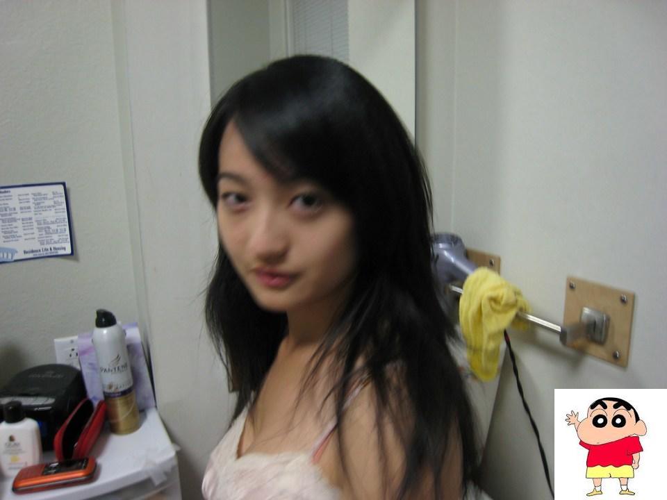 风骚的美爆乳妹子露脸，顔值自带风骚 (14P)