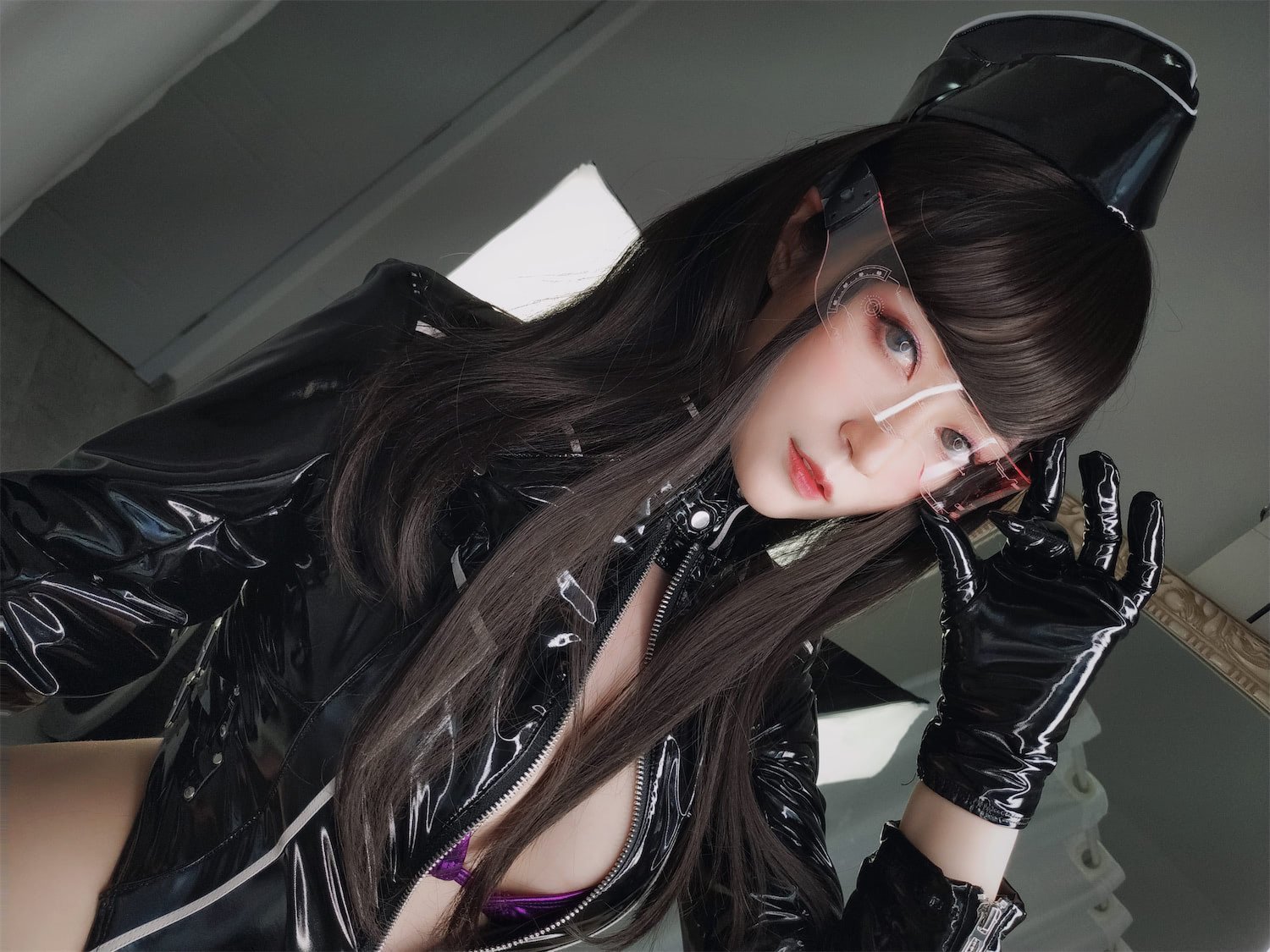 白银81 黑漆皮通讯官