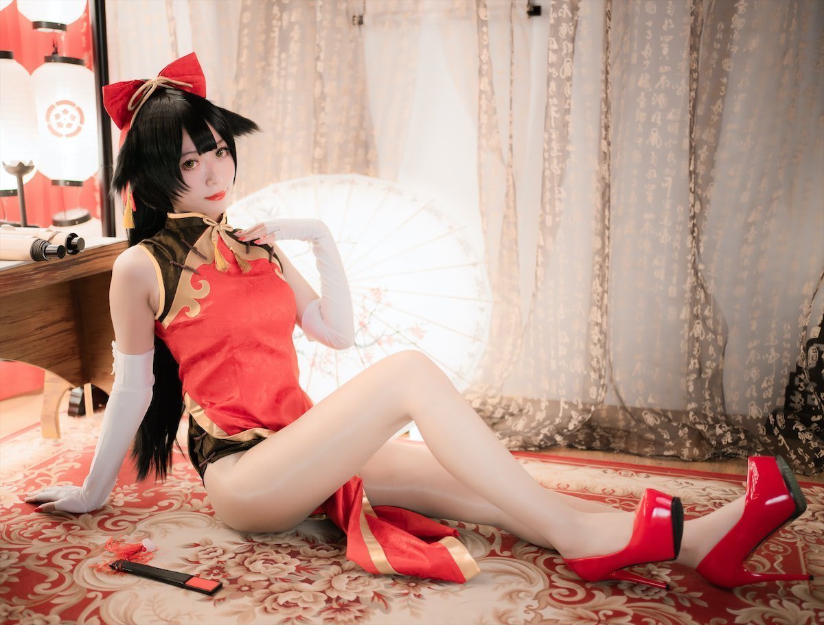 Money冷冷 高雄旗袍