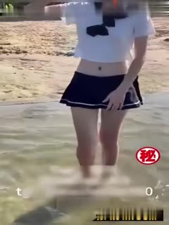 甜美反差大学生各种场景大胆露出